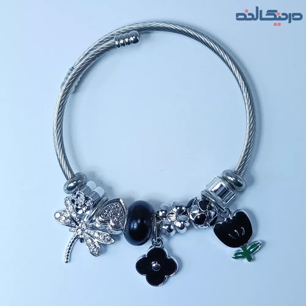دستبند پاندورا طرح گل مشکی و سنجاقک