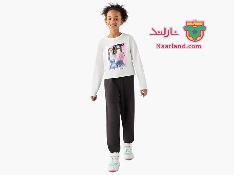تیشرت کراپ آستین بلند نخی برند Juniors سفید طرح پولک برگردان انیمه — تصویر ۴