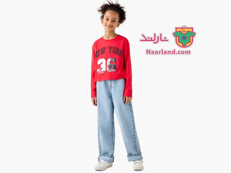 تیشرت کراپ آستین بلند نخی برند Juniors قرمز پولک برگردان new york 36 — تصویر ۳