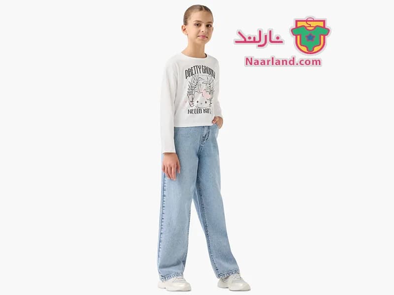 تیشرت کراپ آستین بلند نخی برند Sanrio وارداتی سفید طرح Hello Kitty — تصویر ۳