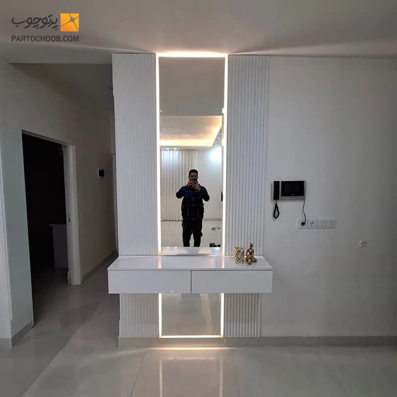آینه قدی و کنسول دیواری مدل موناکو — تصویر ۴