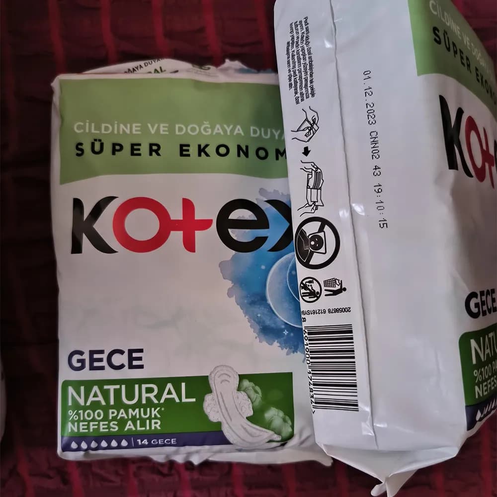 نوار بهداشتی کوتکس Kotex ویژه شب ضد حساسیت مدل NATURAL بسته 14 عددی اورجینال — تصویر ۲