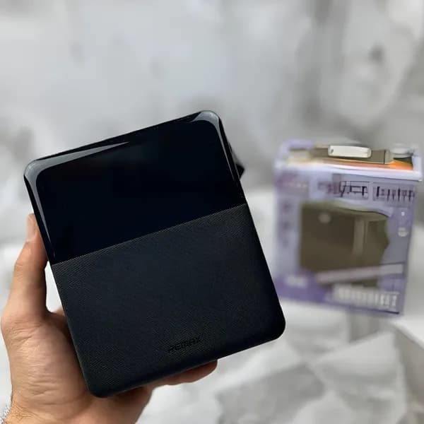 پاوربانک 100000 میلی آمپر 27W ریمکس مدل FP-1 اورجینال — تصویر ۴