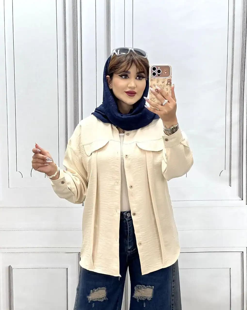 مانتو جلو پیلی