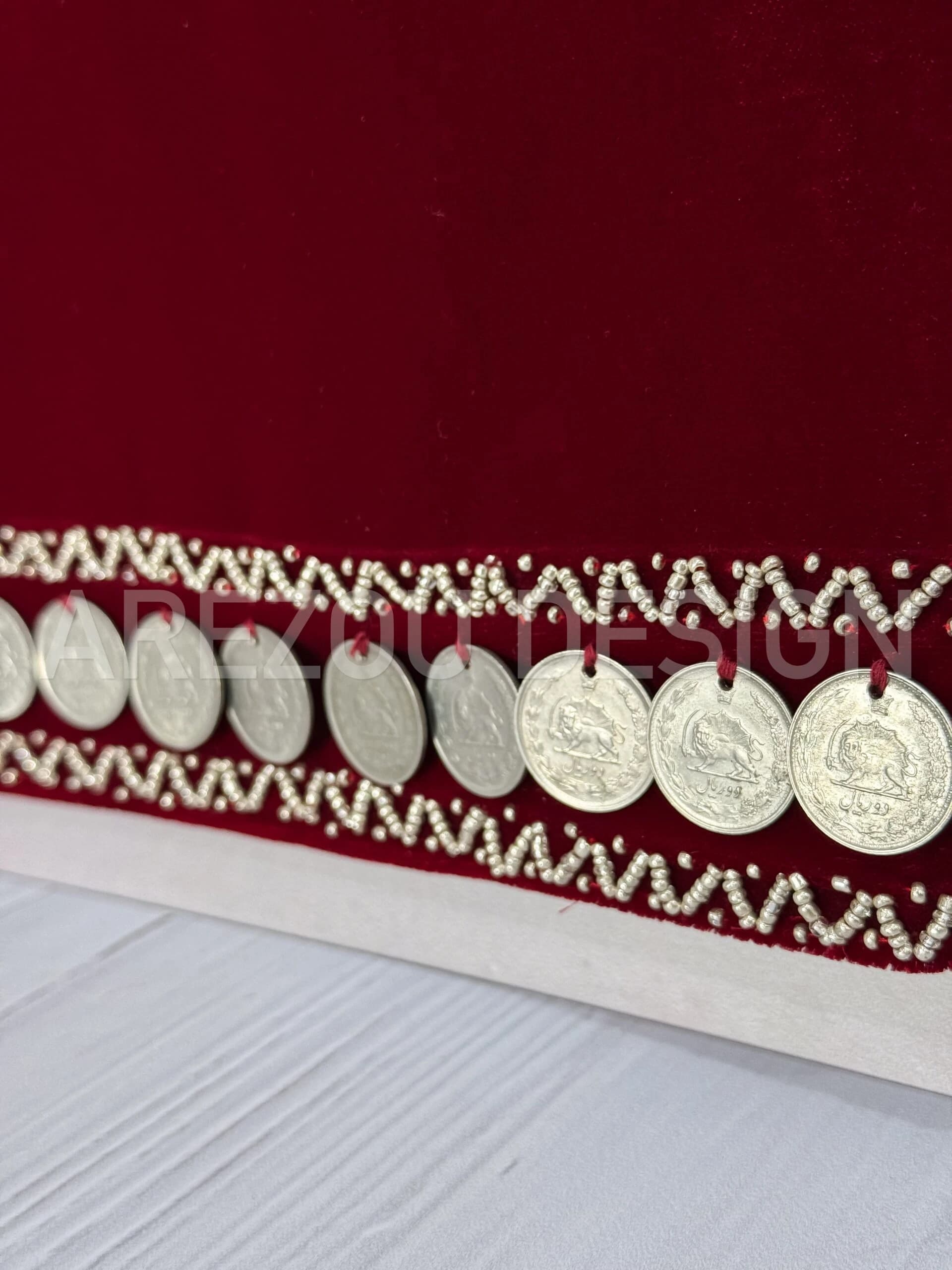 سخمه سکه حاشیه پایین زرشکی کد 1123 — تصویر ۳