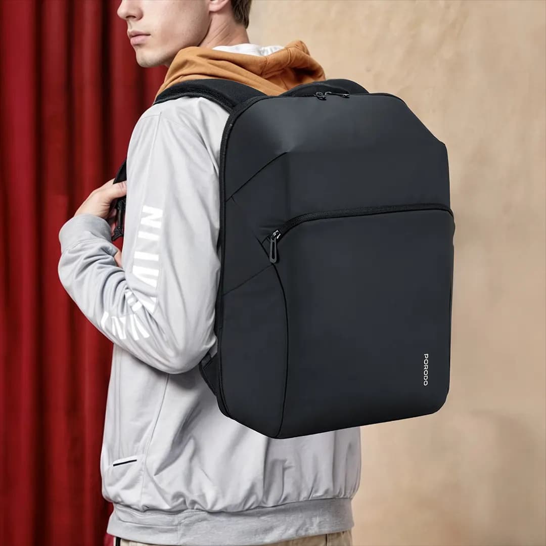 کوله پشتی لپ تاپ ضد آب پرودو( PD-LFST122)Porodo Lifestyle Water-Resistant PU Backpack – Black — تصویر ۲