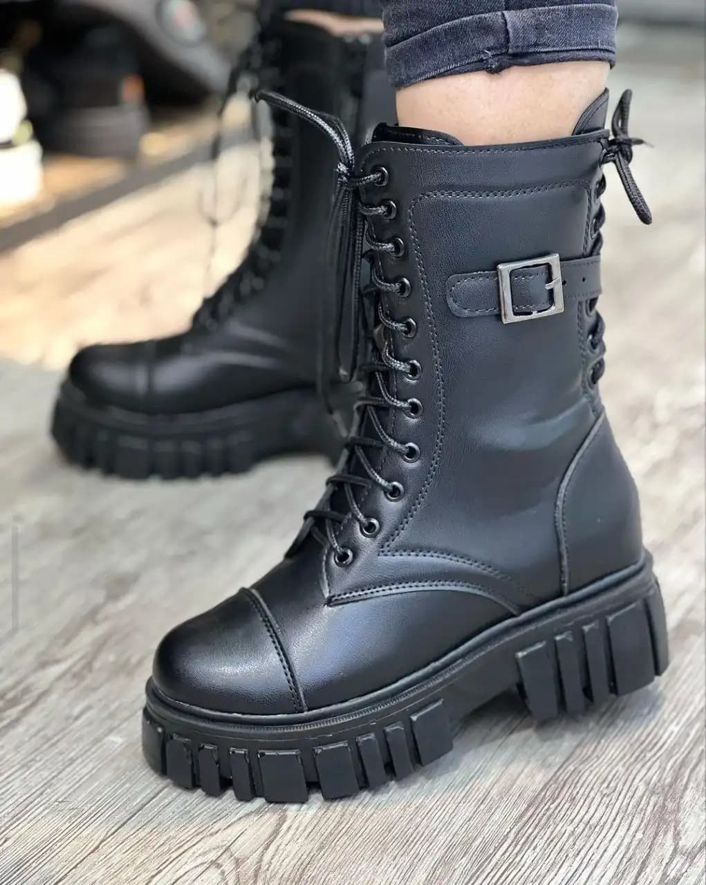 بوت زنانه مدل ولنتینو کد 6424