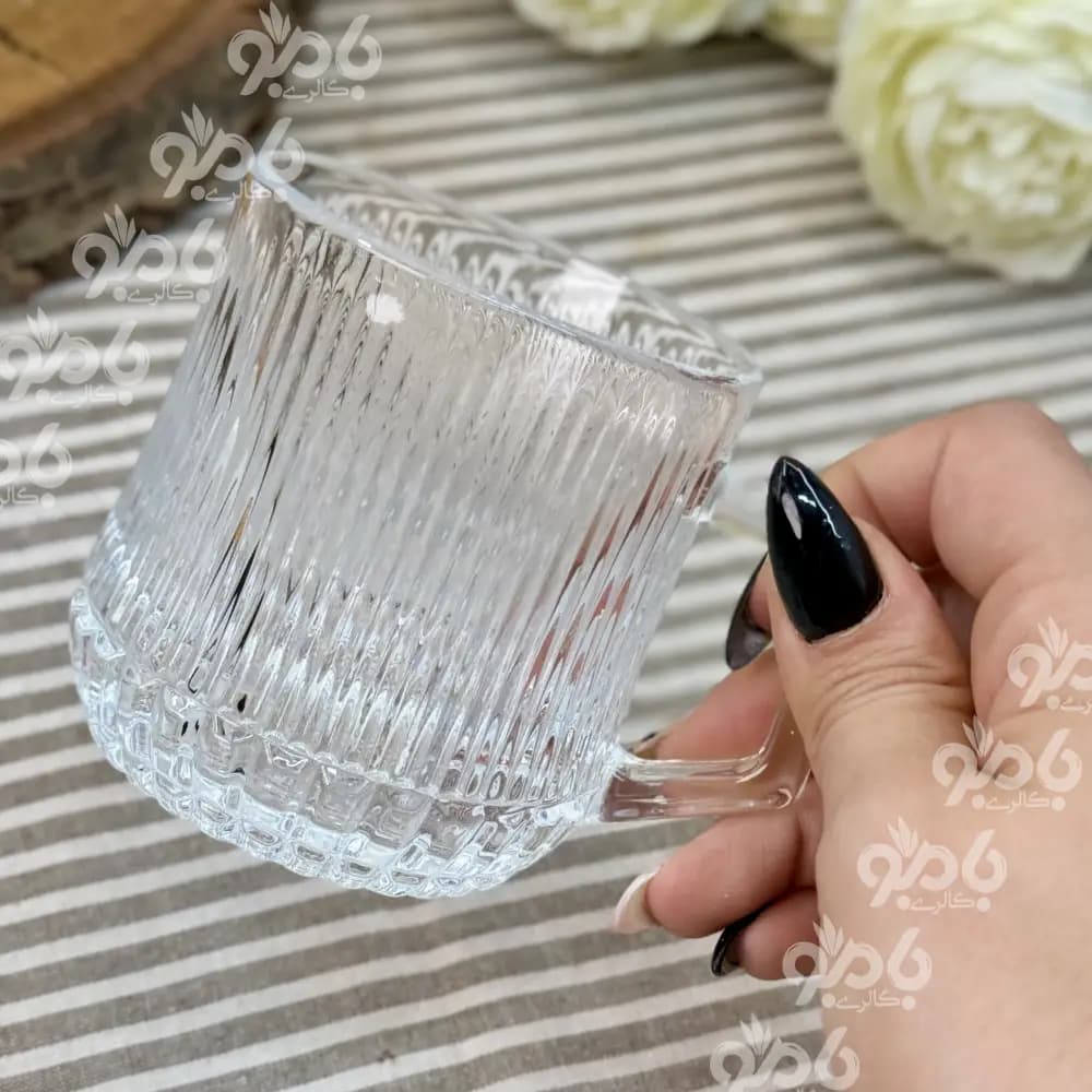 نیم لیوان دسته دار فلورانس 1454 — تصویر ۲