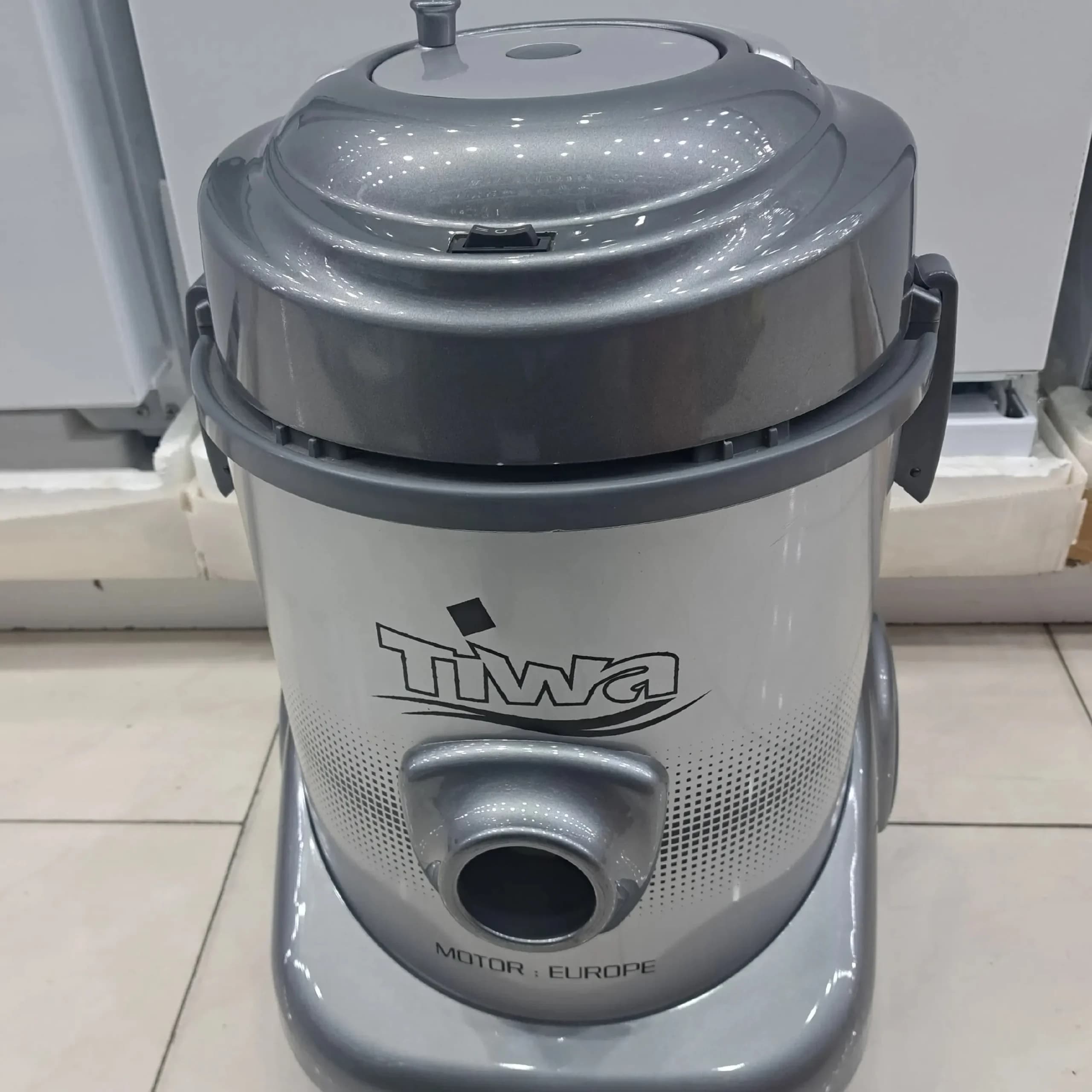 جاروبرقی سطلی تیوا vc-3200