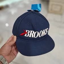 کلاه مردانه سرمه ای بروکس Brooks Comeback Hat Navy — تصویر ۳