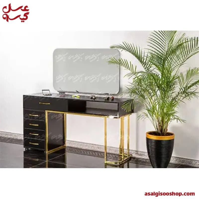 آینه دیواری بافرم فلزی بابک لایت/دکور آرایشگاه مردانه جدید/9067 صنعت نواز |Sanat Navaz Men’s Salon Decor | کد 2819