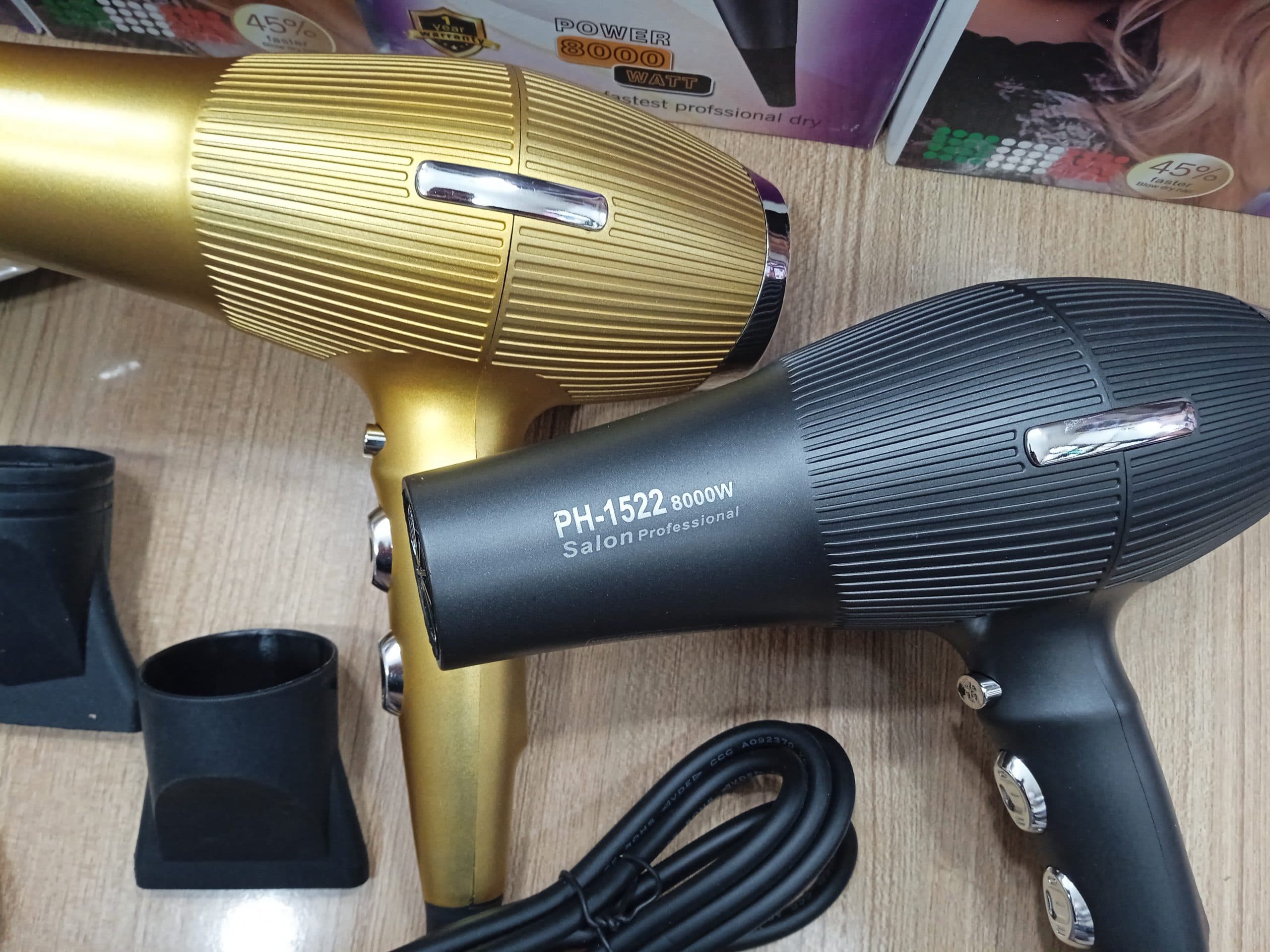 سشوار حرفه ای فلیپس مدل1522وات8000درسه رنگ — تصویر ۳