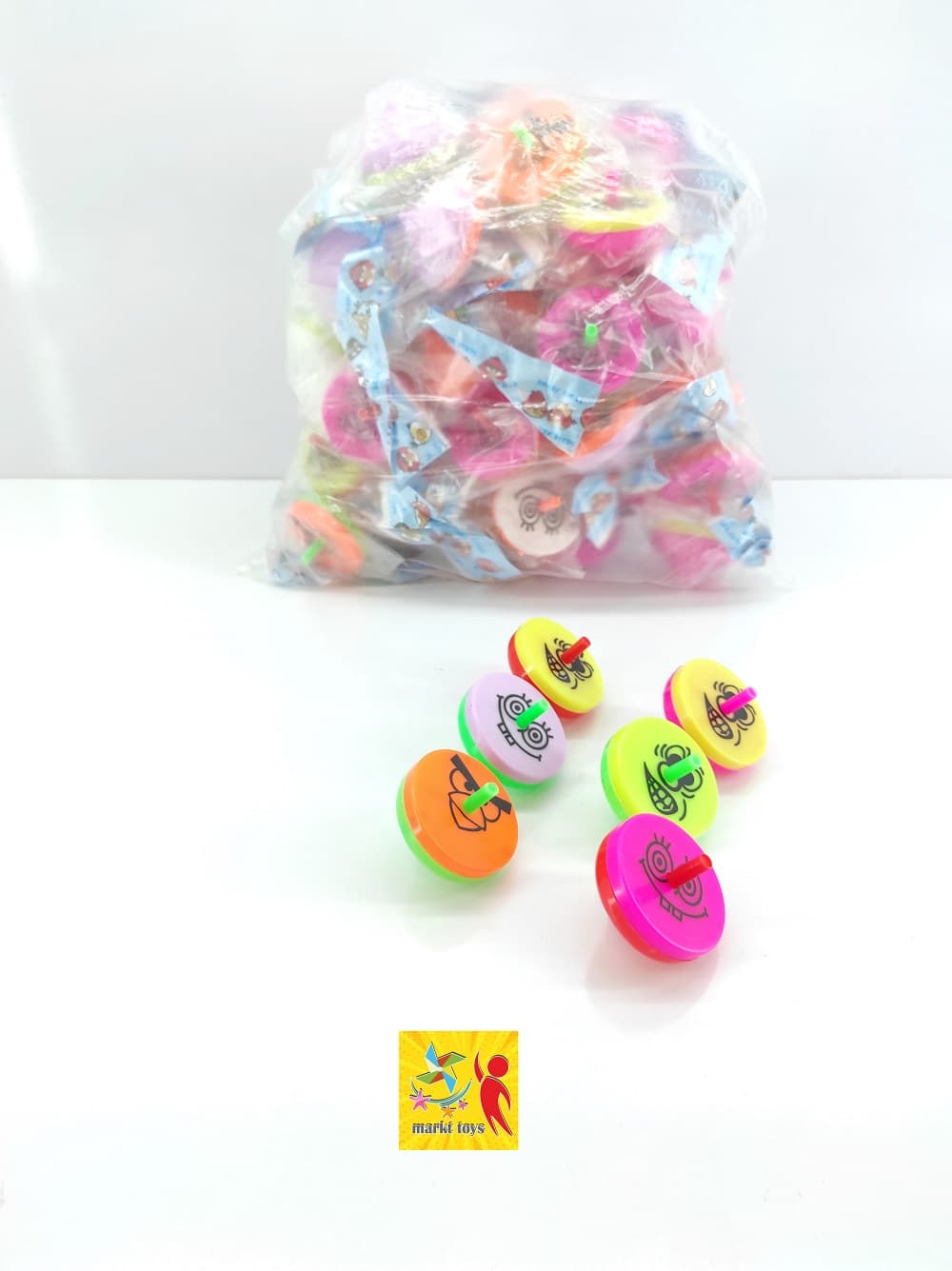 پک عمده نیم کارتنی اسباب بازی فرفره پلاستیکی طرح دار 250تایی — تصویر ۴