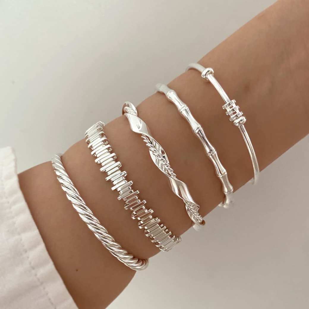 دستبند چارم آب نقره — تصویر ۲