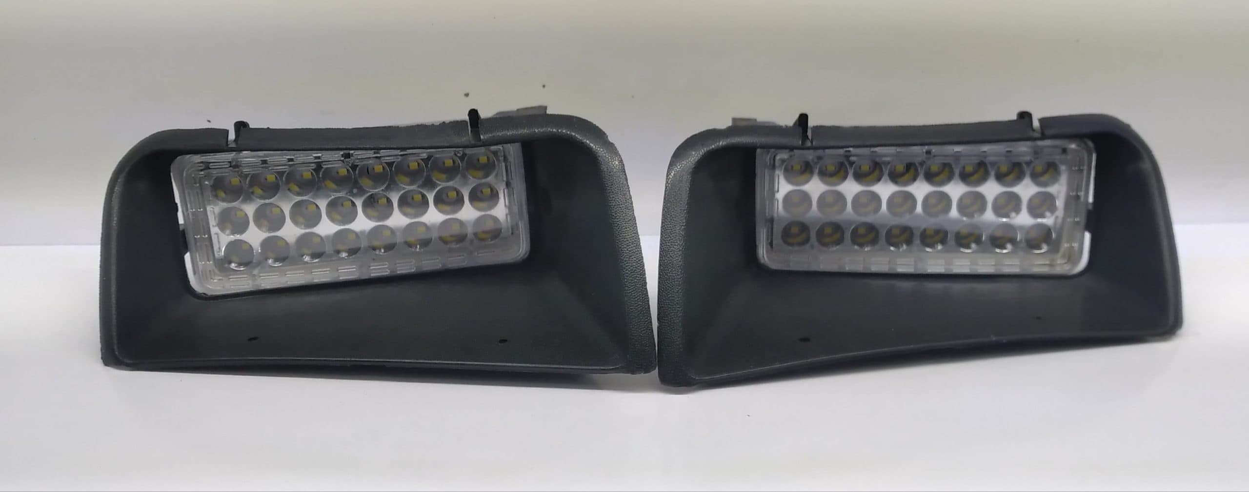 چراغ مه شکن (داخل سپر) پژو ۴۰۵ LED دار شب برند هیلا جفتی