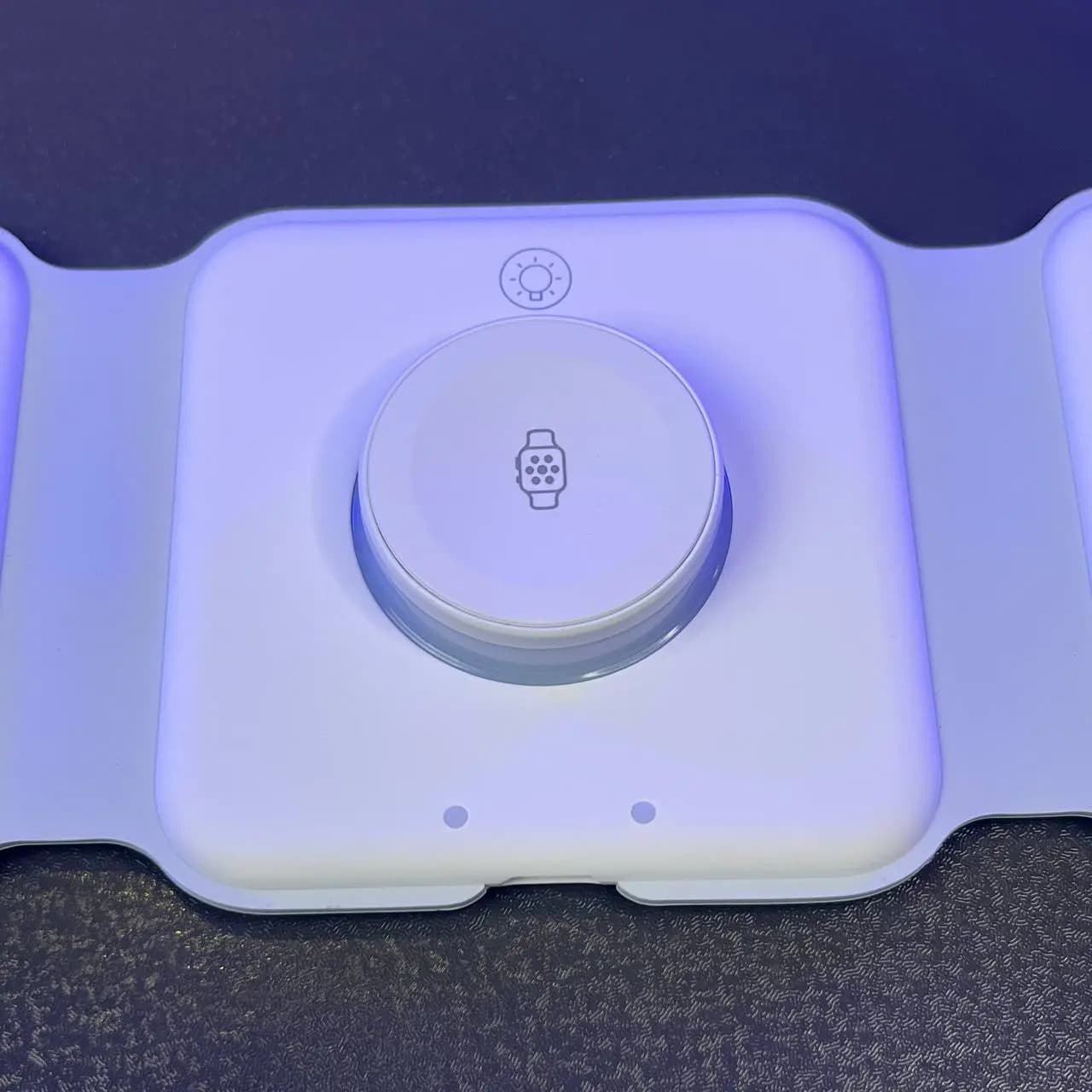 شارژر وایرلس (مگنتی)سه کاره رسی | Recci Wireless Charger RCW-27 — تصویر ۵