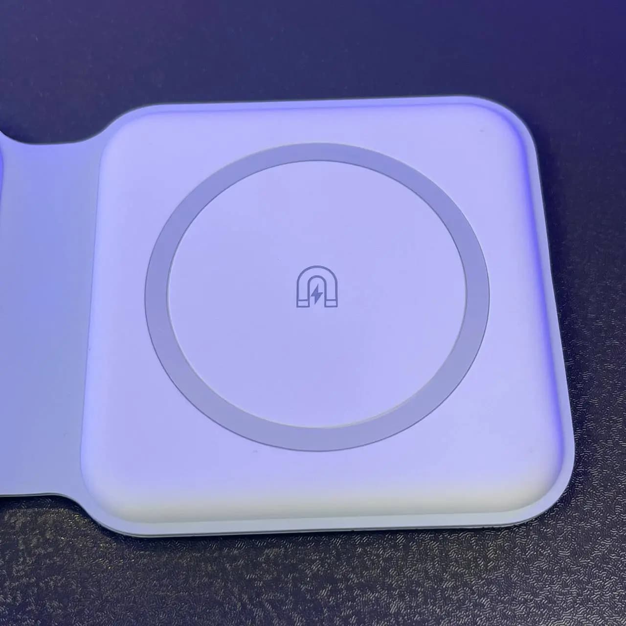 شارژر وایرلس (مگنتی)سه کاره رسی | Recci Wireless Charger RCW-27 — تصویر ۶