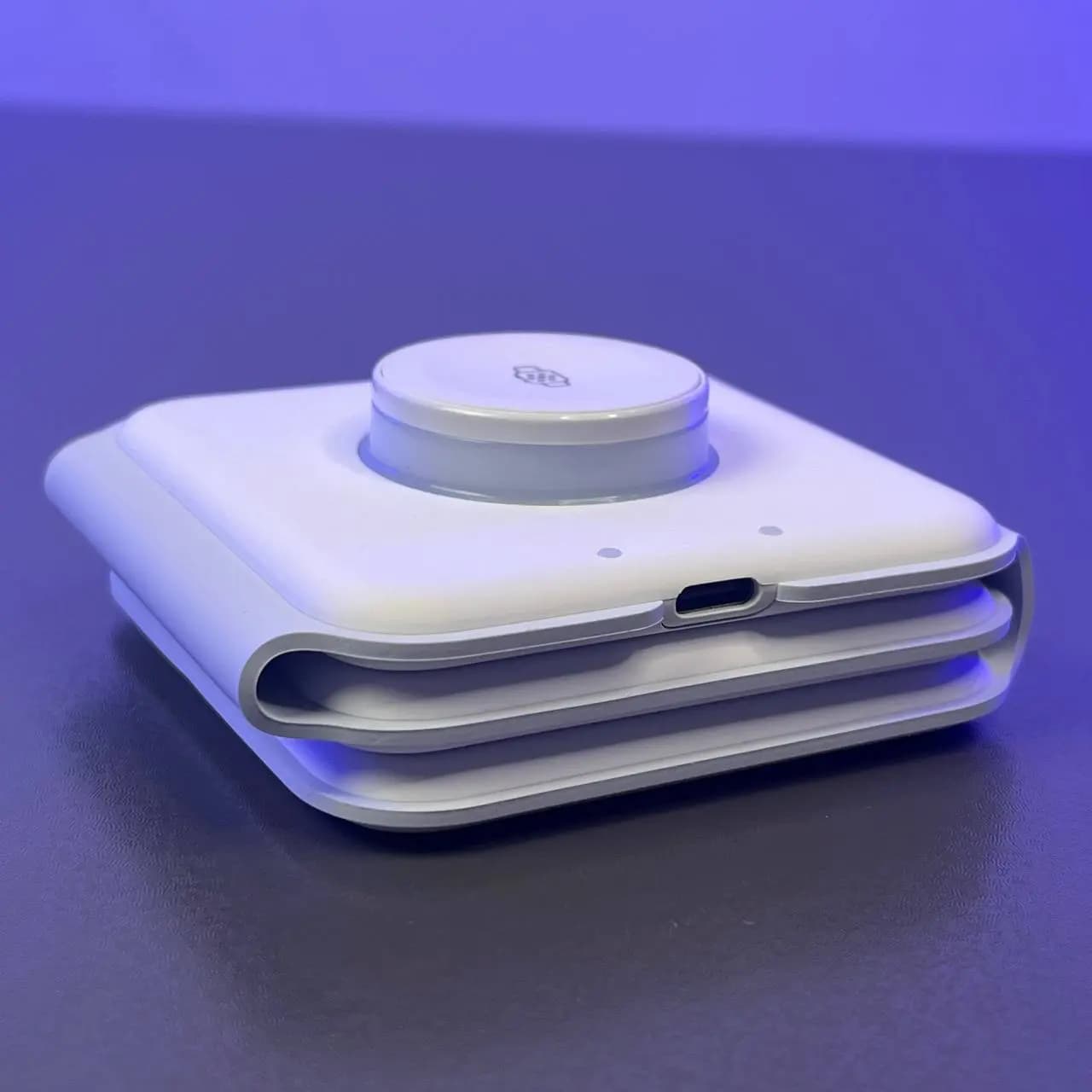 شارژر وایرلس (مگنتی)سه کاره رسی | Recci Wireless Charger RCW-27 — تصویر ۷