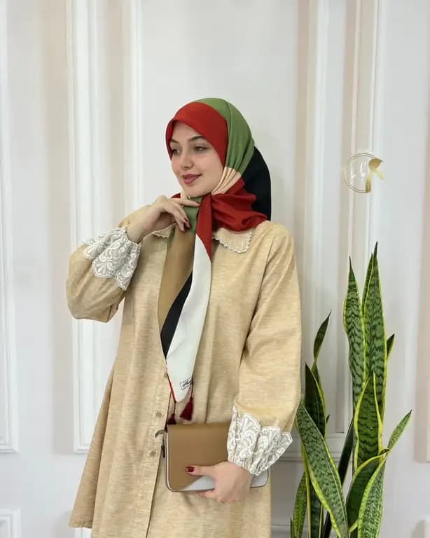 روسری سوپر نخ طرحدار قواره متوسط — تصویر ۳