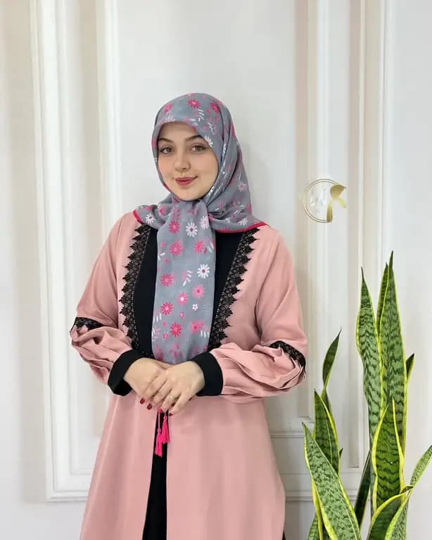 روسری سوپر نخ گلدار قواره متوسط طوسی