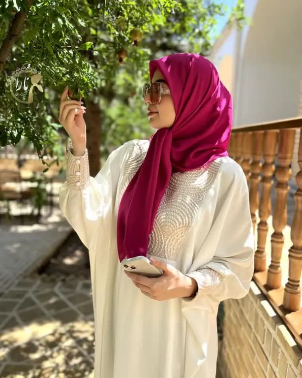 روسری حریرکرپ کشدار / بدون کش سرخابی دو