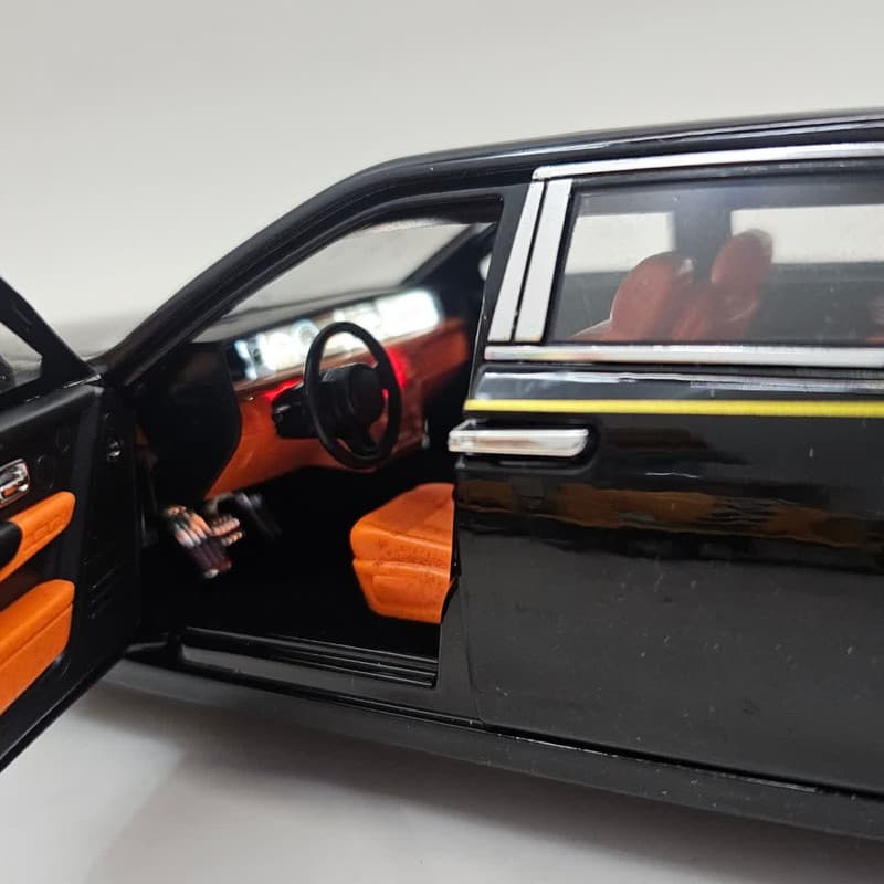 ماکت ماشین بازی ناب سل مدل رولزرویس سقف کهکشانی فلزی موزیکال کد Rolls-Royce scale 1:18 — تصویر ۸