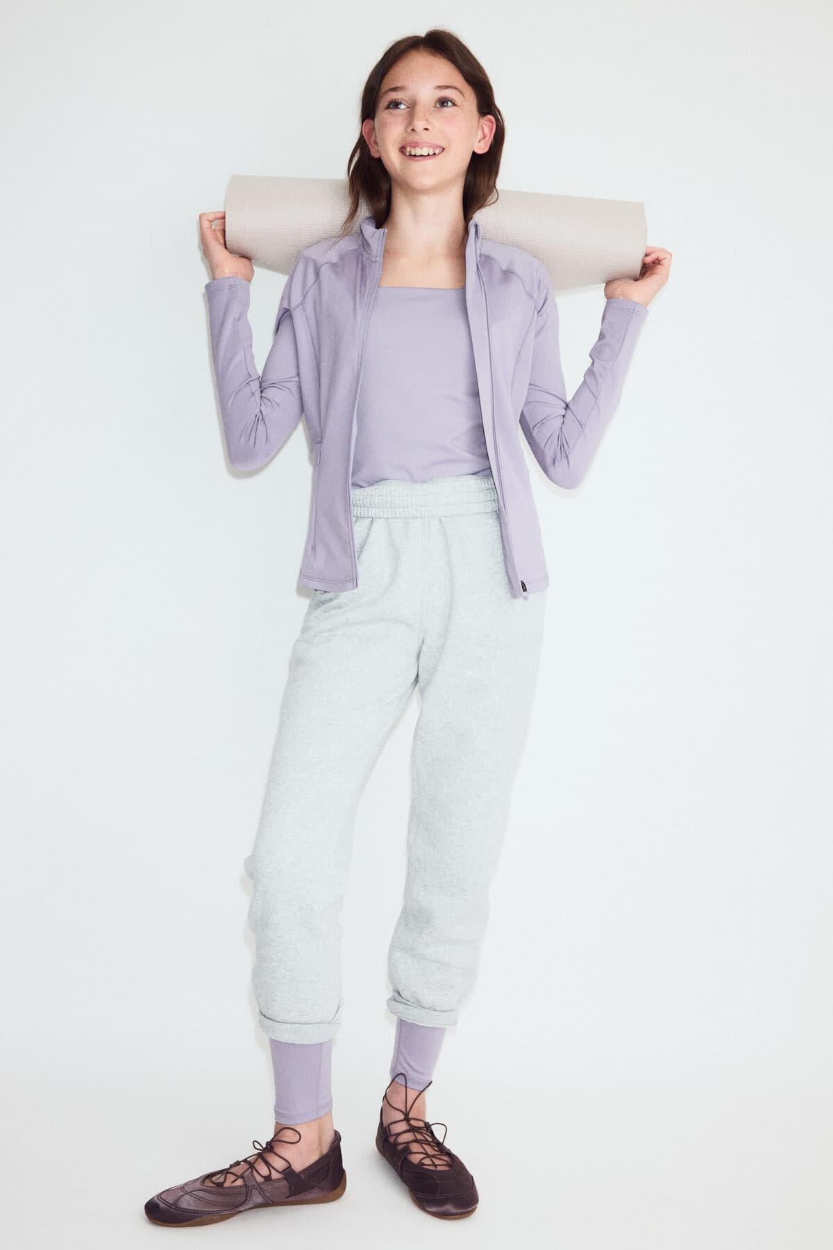سویشرت اچ اند ام دخترانه پلی استر بنفش راسته Fitted/فیت بیسیک ورزش | H&M 1306582 CN — تصویر ۴