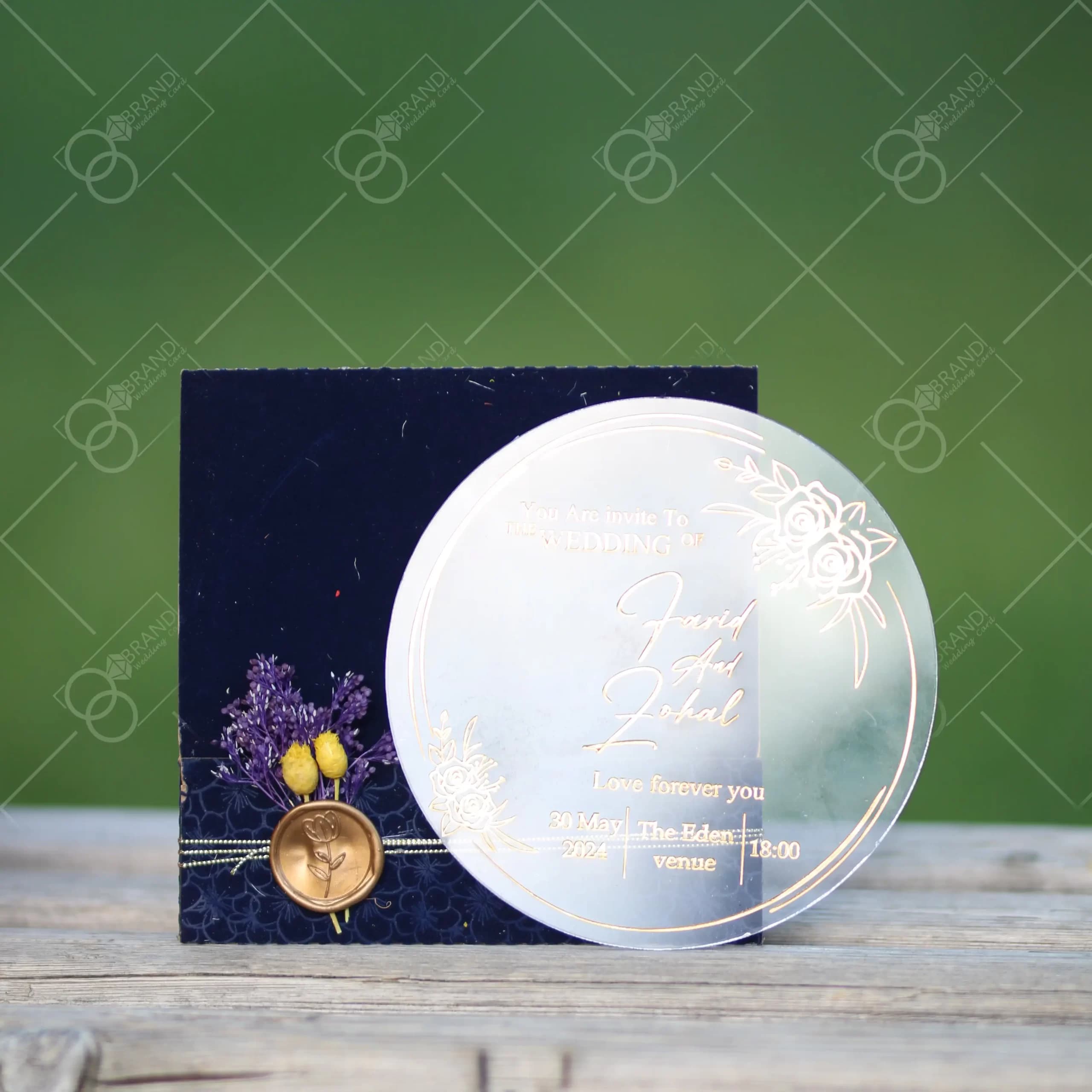 کارت عروسی جیر مخملی و پلکسی مدل Zohal — تصویر ۳