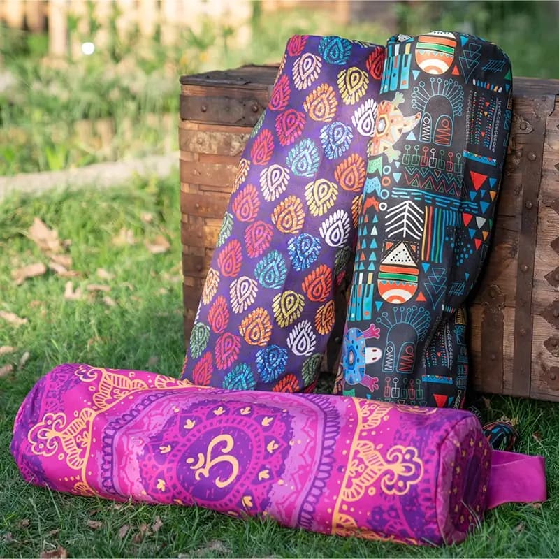 کیف مت یوگا مخمل طرح سنتی کد 1249 — تصویر ۴