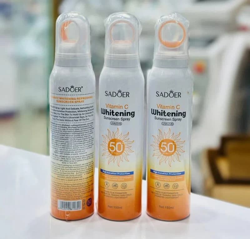 اسپری ضدآفتاب ضدلک ویتامین C برند SPF50 SADOR — تصویر ۷