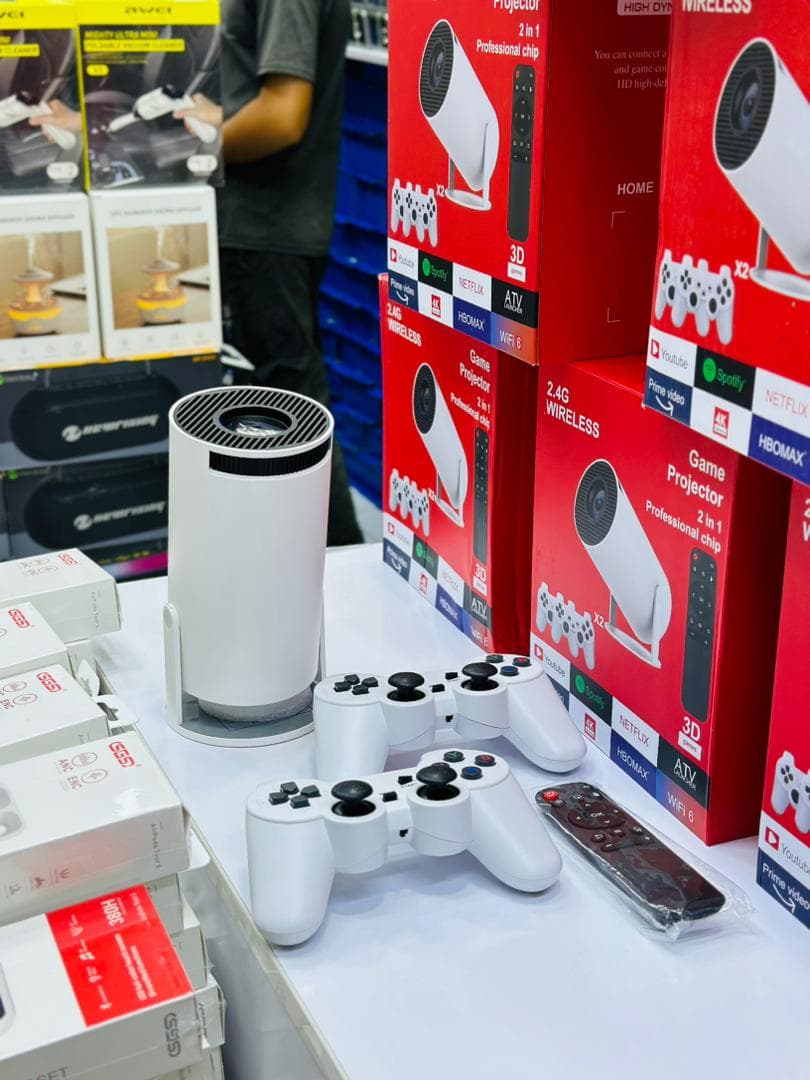 ویدئو پروژکتور و کنسول بازی گیم استیک مدل 2.4 WIRELESS — تصویر ۴