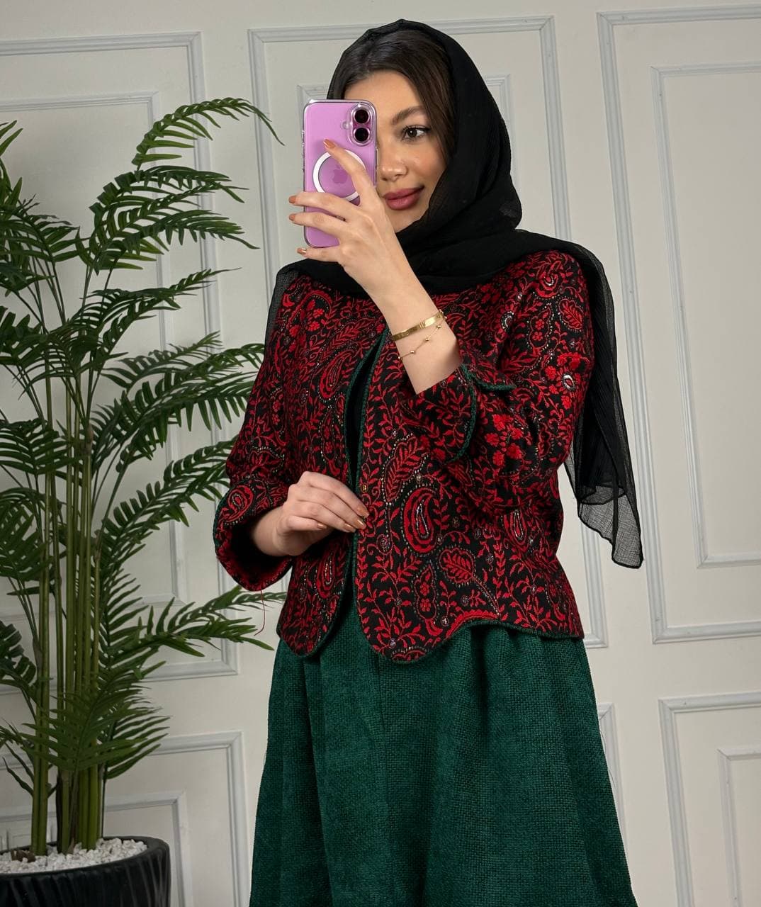 ست کت و دامن مغزی‌دوزی یلدایی شیک زنانه