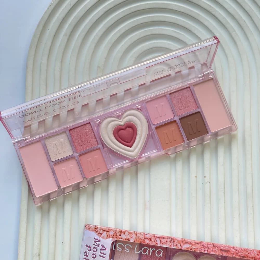 پالت سایه چشم میس لارا مدل قلبی با تنالیته گرم و جلوه مات | Miss Lara Heart-Shaped Eyeshadow Palette — تصویر ۲