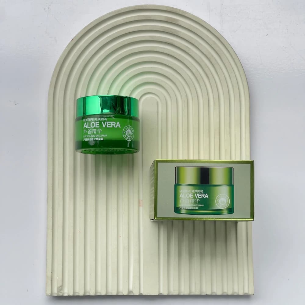 کرم آبرسان کاسه‌ای آلوئه‌ورا بیوآکوا ۵۰ گرم | Bioaqua Aloe Vera Moisturizing Cream 50g