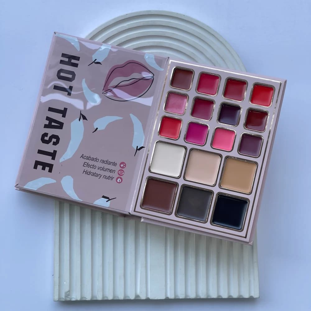 پالت سایه کتابی فشن آی‌گودکو | IGOODCO Fashion Eyeshadow Palette — تصویر ۶
