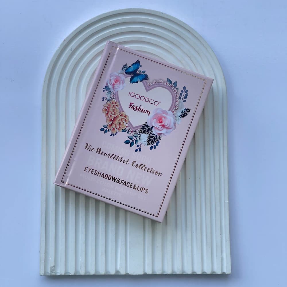پالت سایه کتابی فشن آی‌گودکو | IGOODCO Fashion Eyeshadow Palette — تصویر ۲