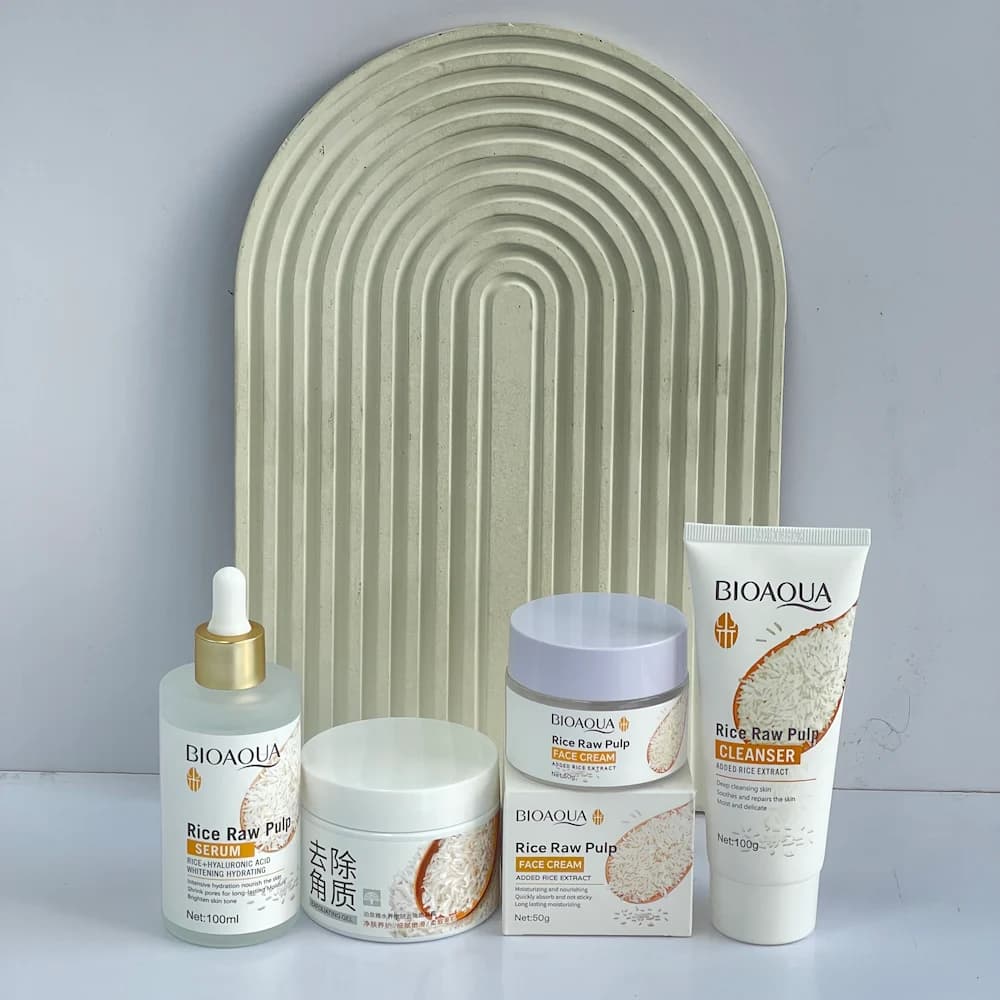پک روتین مراقبت پوستی عصاره برنج خام بیواکوا | Bioaqua Raw Rice Skincare Routine Set