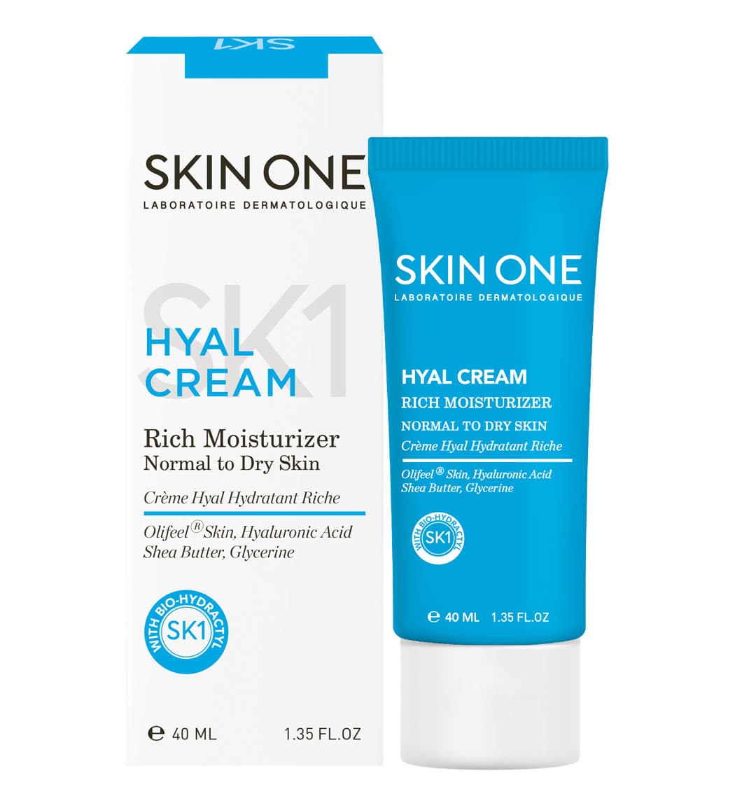 اسکین وان کرم مرطوب کننده مناسب پوست نرمال تا خشک (SKINONE)