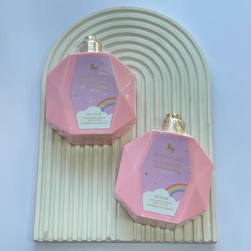 لوسیون بدن یونیکورن بااورسدی 300 میل | Baoversdy Unicorn Body Lotion 300ml