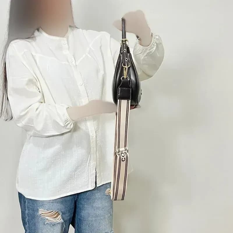 کیف کوچ قایقی دستی و دوشی زنانه چرم مصنوعی با بند قابل تنظیم — تصویر ۴