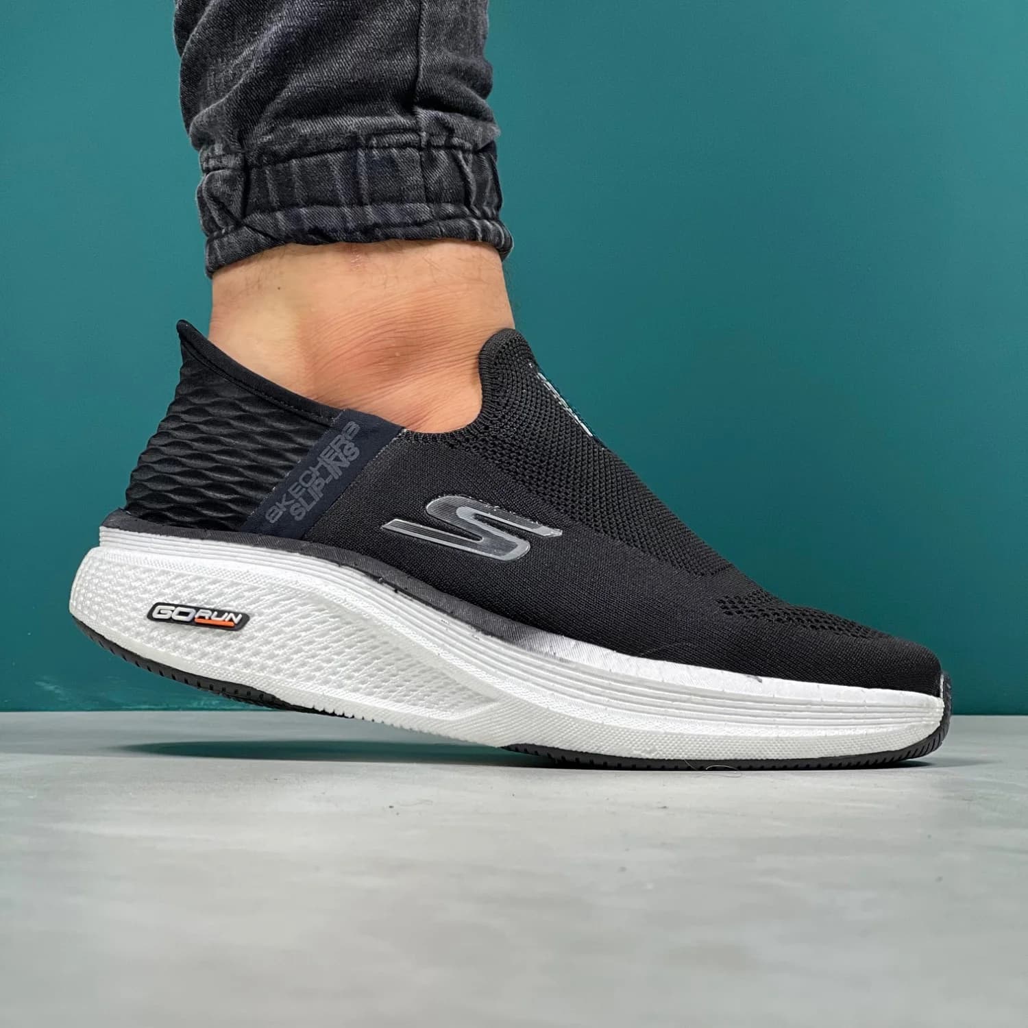 کتونی اسکیچرز SLIP-INS GO RUN کد:1080