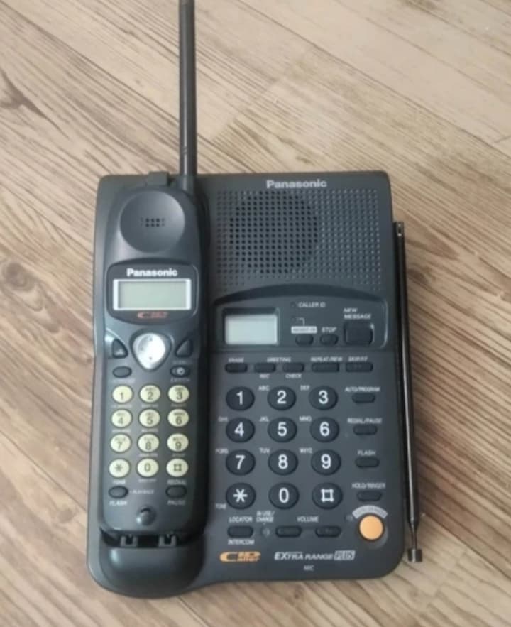 تلفن بیسیم پاناسونیک مدل KX-TC 1232 ( استوک) ژاپن