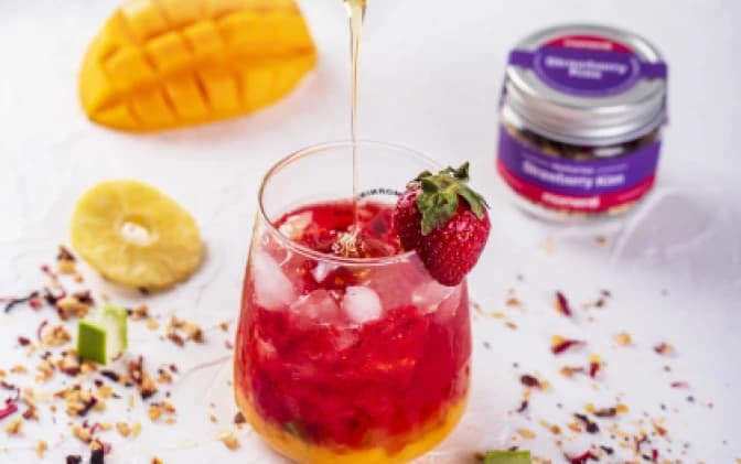 دمنوش میوه ای مومنتی توت فرنگی Strawberry Kiss – 250 گرم — تصویر ۲