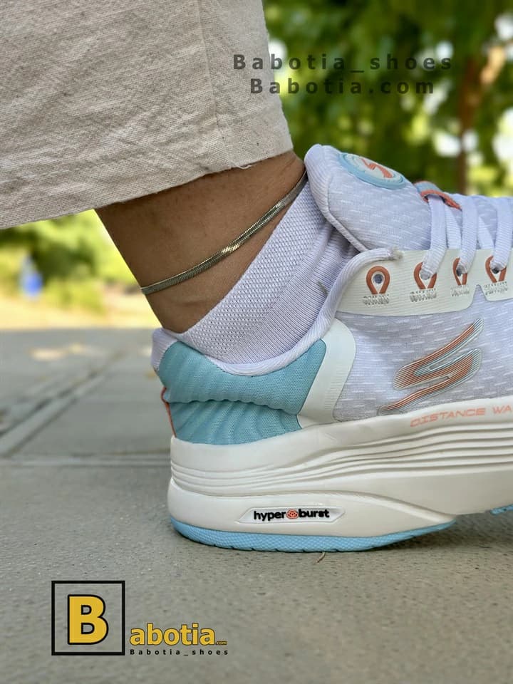 کفش اسکیچرز مدل DISTANCE WALKER 2023 سفید زنانه — تصویر ۷