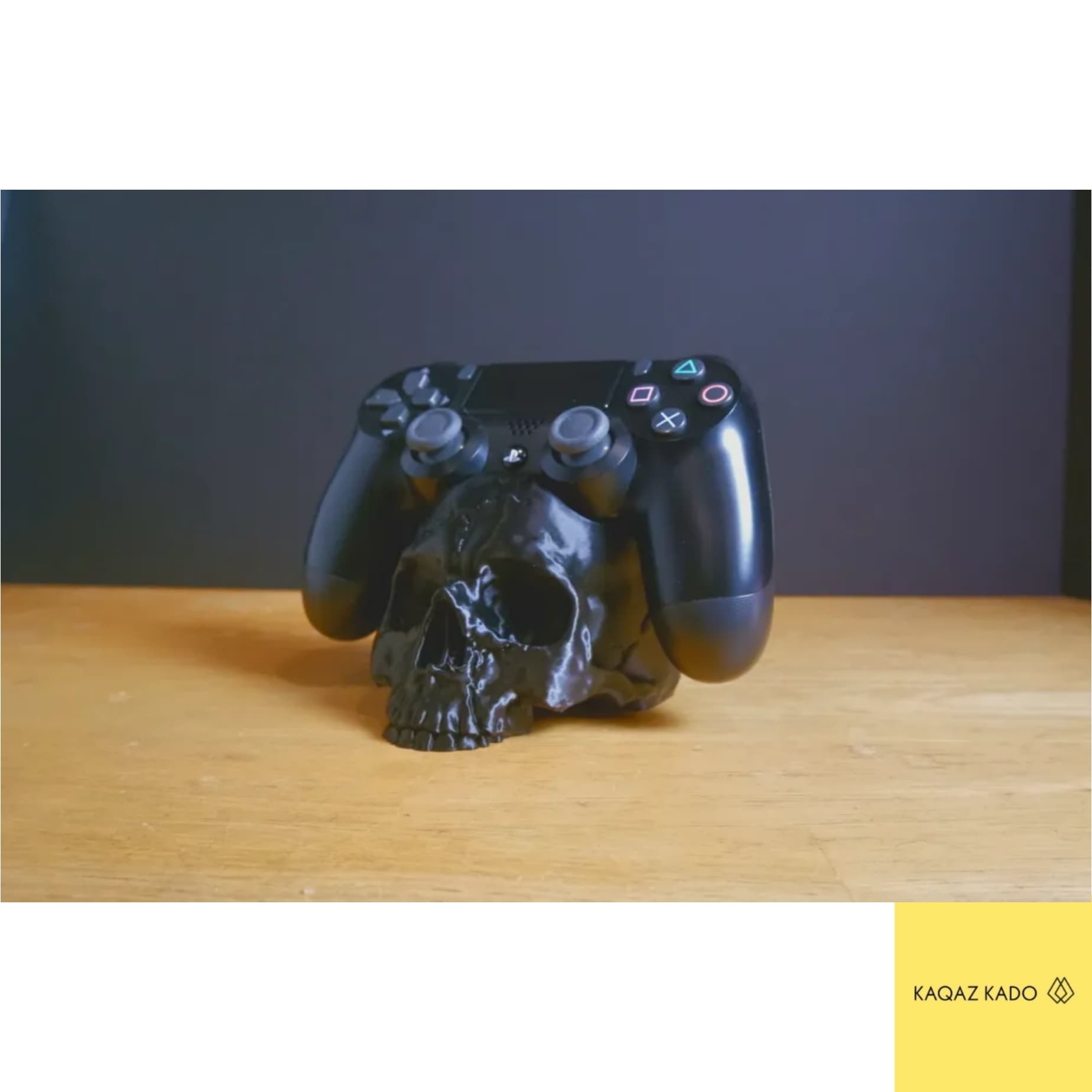 استند دسته PS4 مدل جمجمه — تصویر ۲