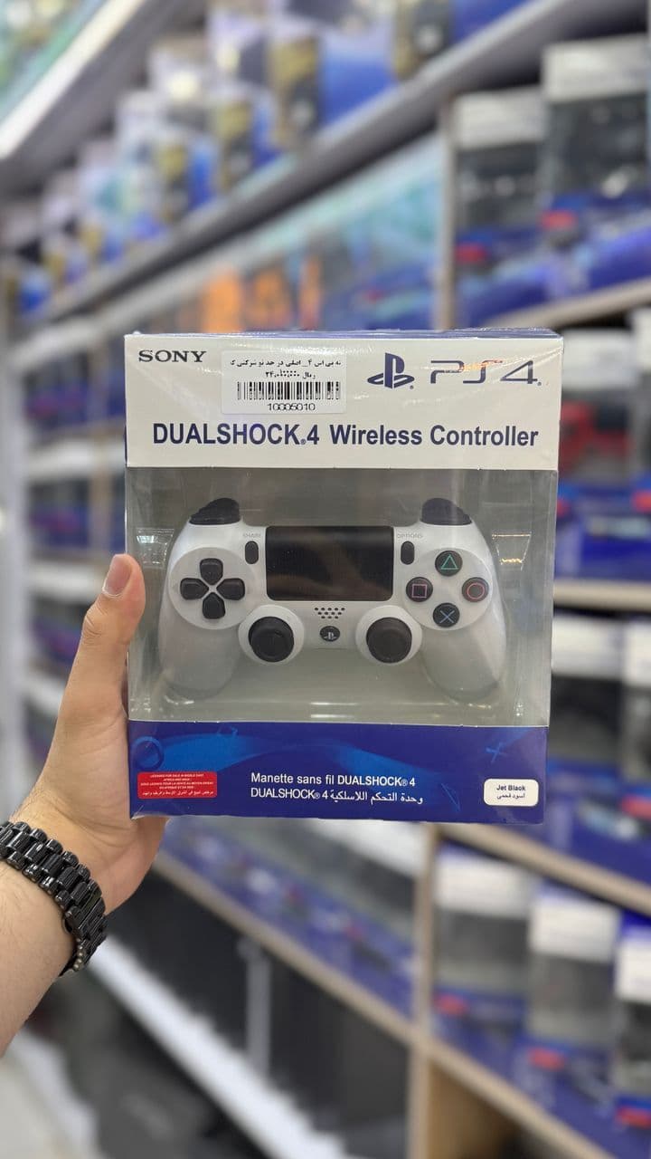 دسته PS4 اورجینال سفید