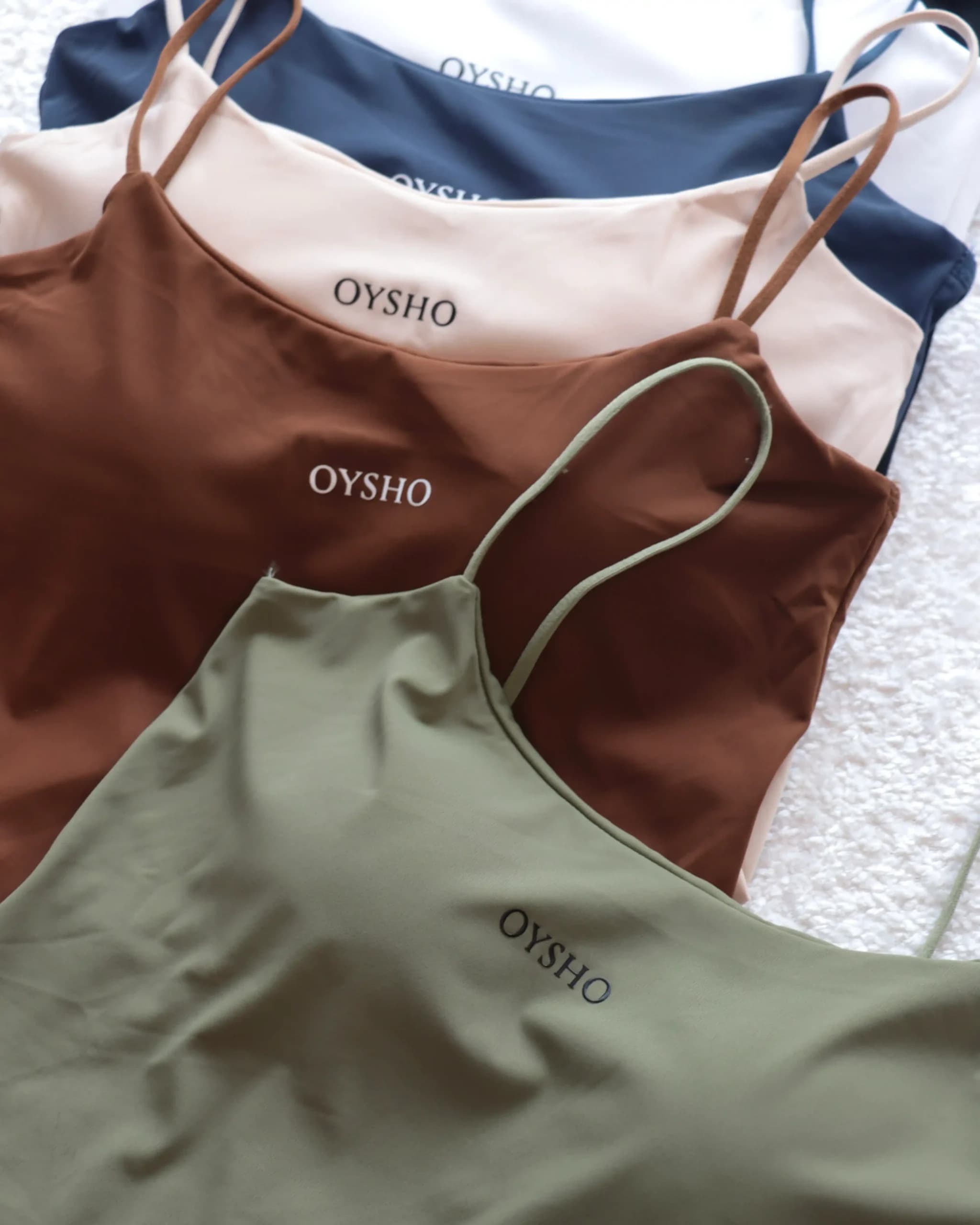 کراپ تاپ کاپدار OYSHO — تصویر ۵