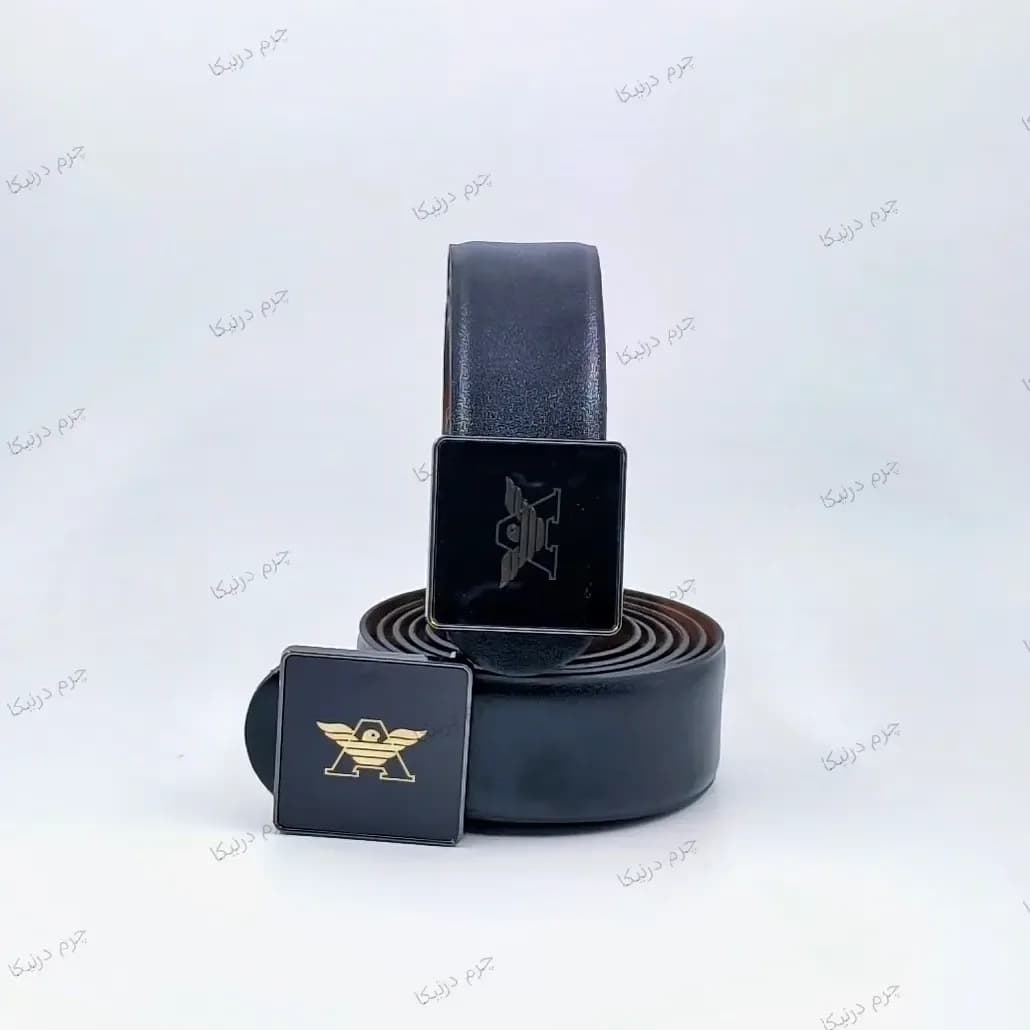 کمربند مردانه چرم مصنوعی آرمانی؛ سگک مربعی، عرض ۳.۵ سانتی‌متر — تصویر ۲