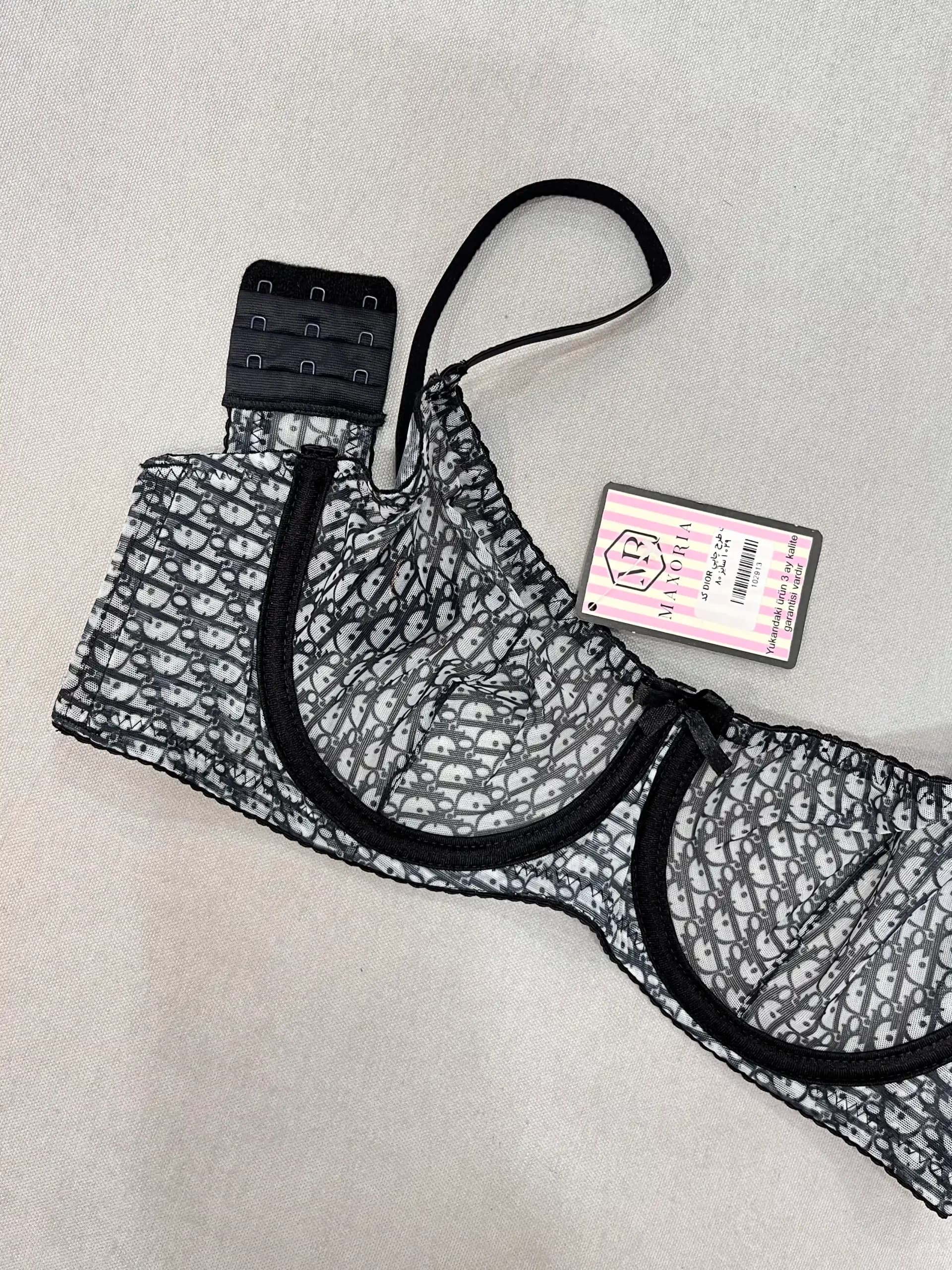 ست مکسوریا طرح دیور (Dior) — تصویر ۳