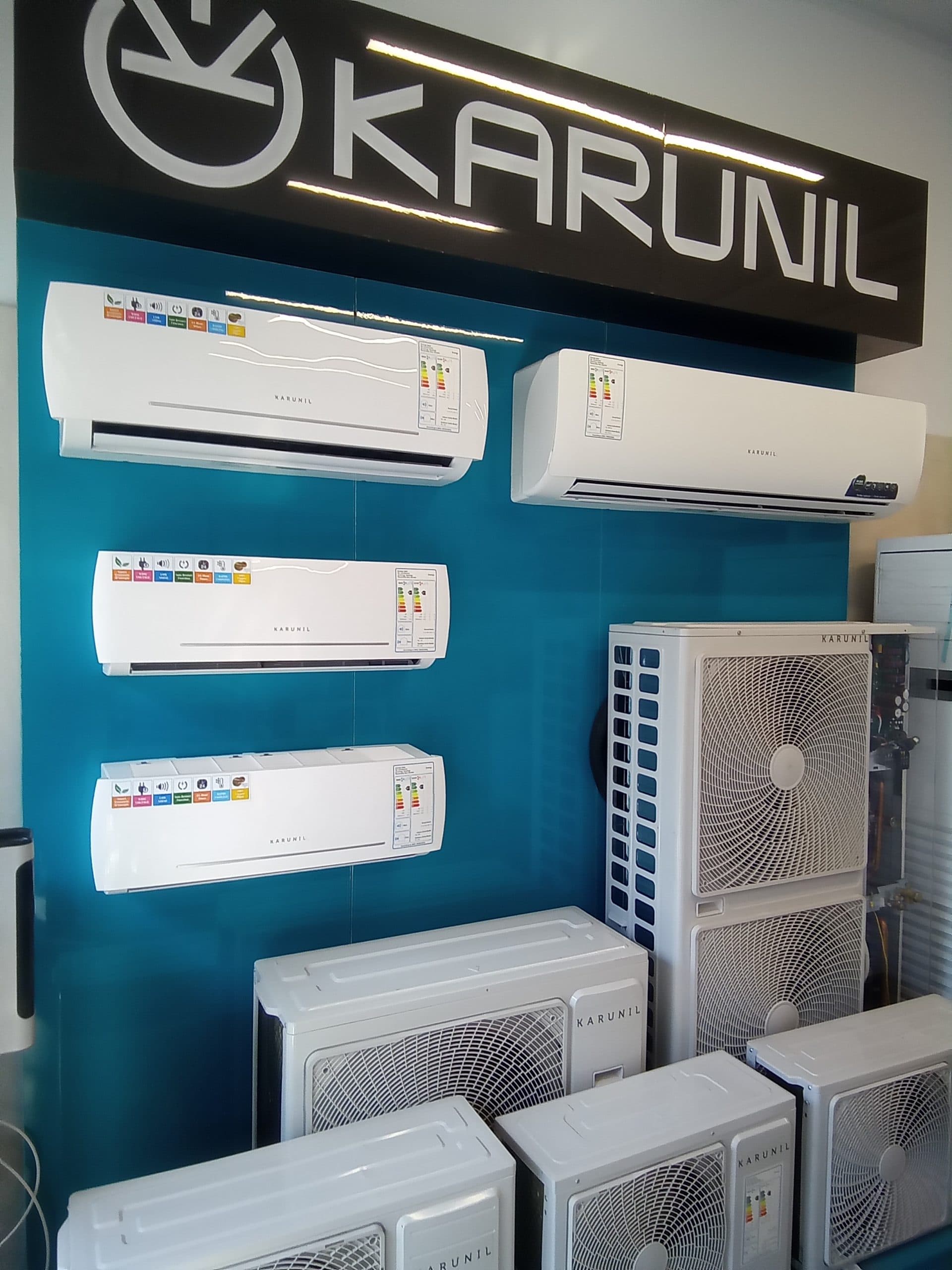 کولر اسپلیت دیواری 18 هزار کارونیل KN-18 K — تصویر ۲
